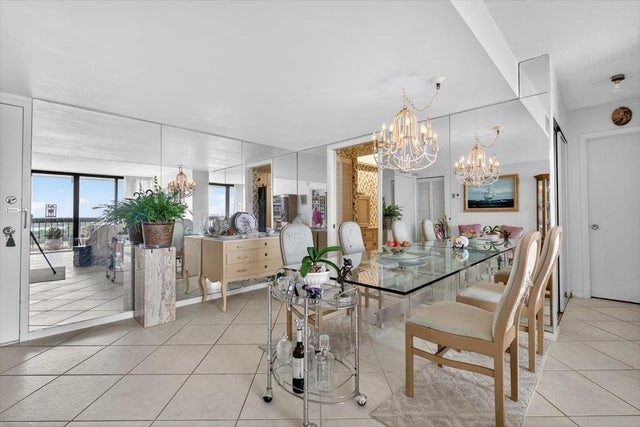 3 of 16 - 2425 Presidential Way #1502, West Palm Beach, FL