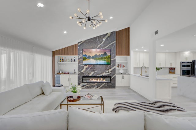 1 of 17 - 39 Edinburgh Drive, Palm Beach Gardens, FL