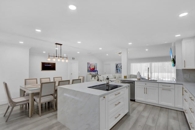 4 of 17 - 39 Edinburgh Drive, Palm Beach Gardens, FL