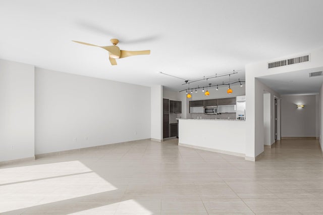 4 of 38 - 550 Okeechobee Boulevard #601, West Palm Beach, FL