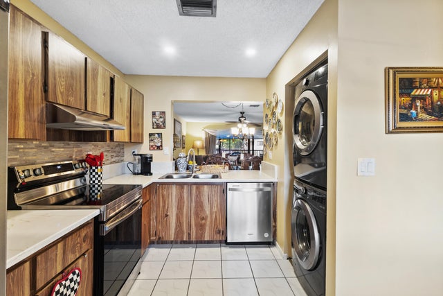 4 of 20 - 160 Se 7th Street #408, Deerfield Beach, FL