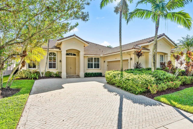 2 of 50 - 1366 Crossbill Court, Weston, FL