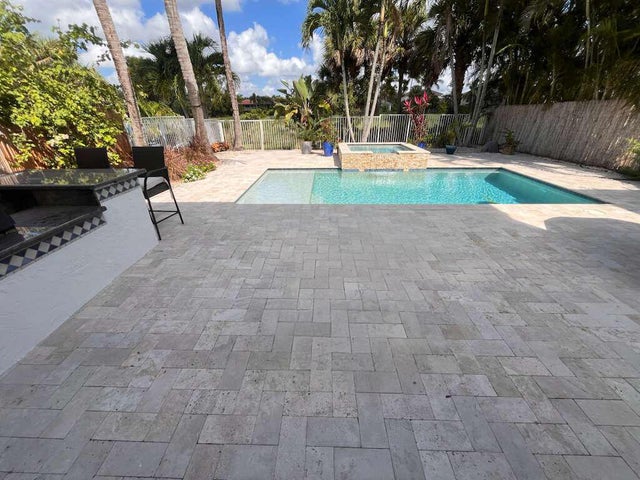 1438 Briar Oak Drive, Royal Palm Beach