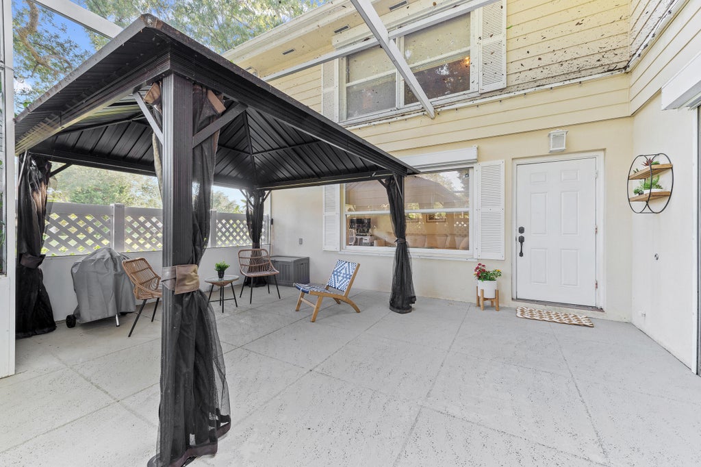 8154 Chelsea Ct #54c, Lake Clarke Shores