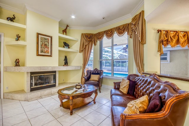 4 of 43 - 7260 Grapeview Boulevard, The Acreage, FL