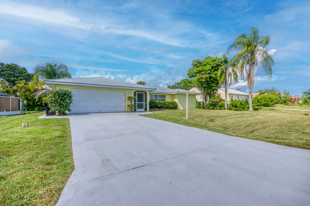2074 Se Doverbrook St, Port Saint Lucie