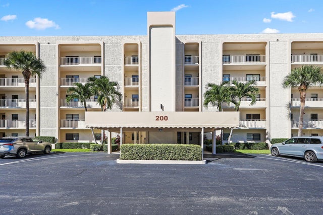 200 Intracoastal Place #206, Jupiter