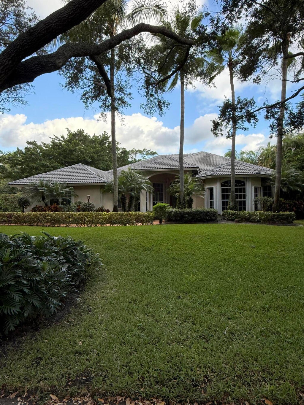 9923 Se Oak Tree Terrace, Tequesta