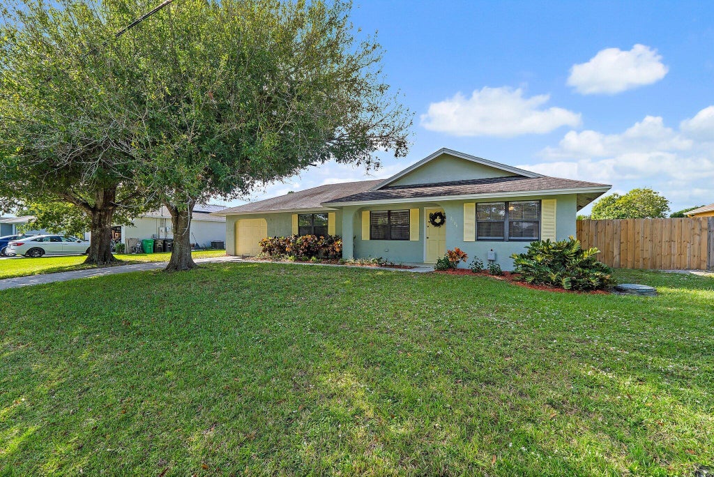 2186 Se Trillo St, Port Saint Lucie