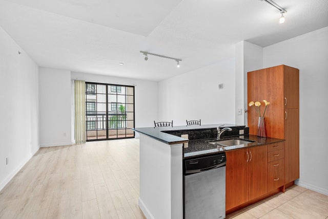 4 of 42 - 233 S Federal Highway #404, Boca Raton, FL