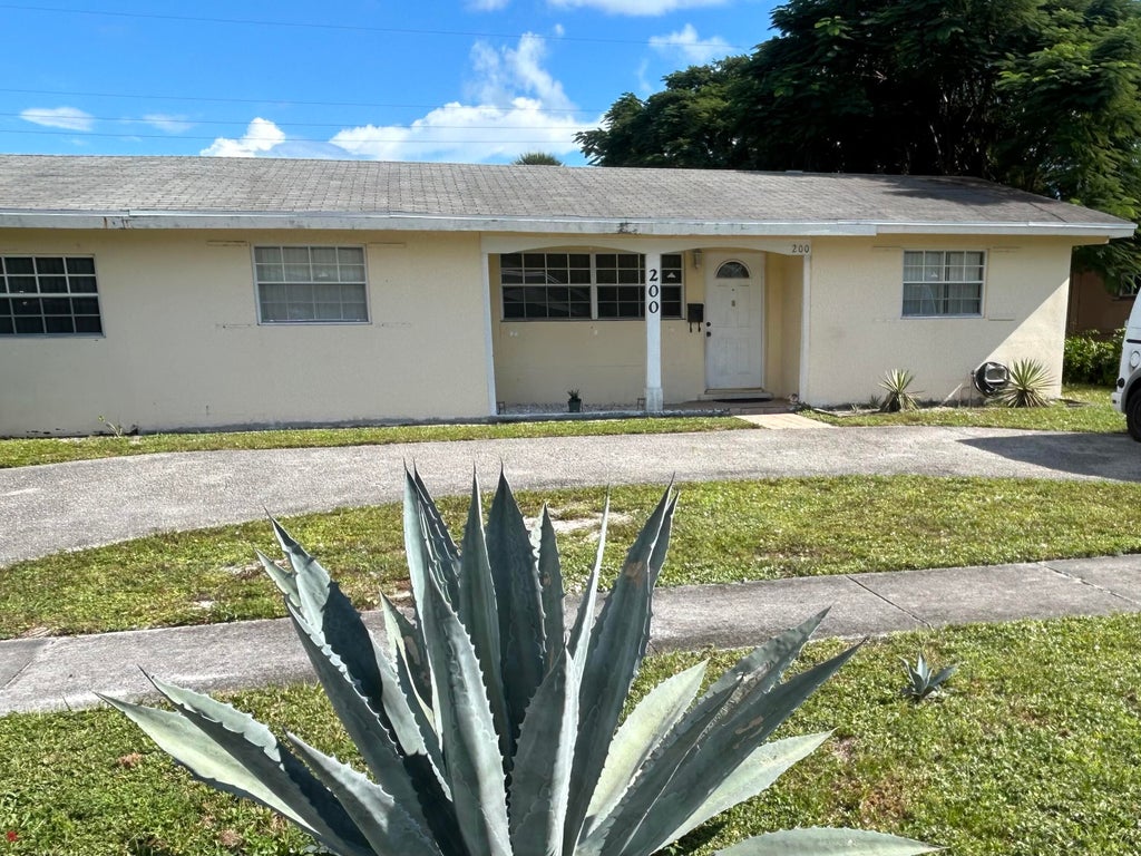 200 N Ware Drive, West Palm Beach