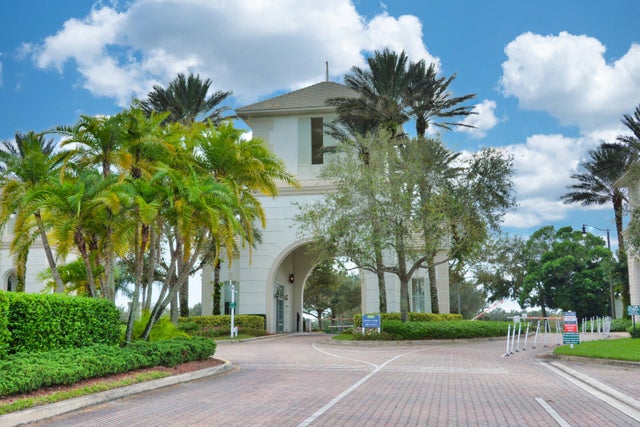 3 of 39 - 11320 Sw Lake Park Drive, Port Saint Lucie, FL