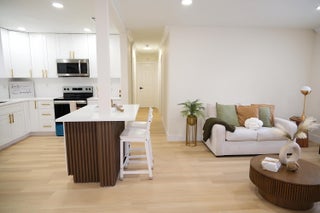 Photo of Listing #RX-11136008