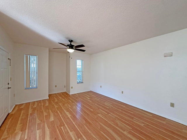 5 of 45 - 166 Sw Peacock Boulevard #104, Port Saint Lucie, FL