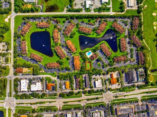 3 of 59 - 141 Sw Palm Drive #203, Port Saint Lucie, FL