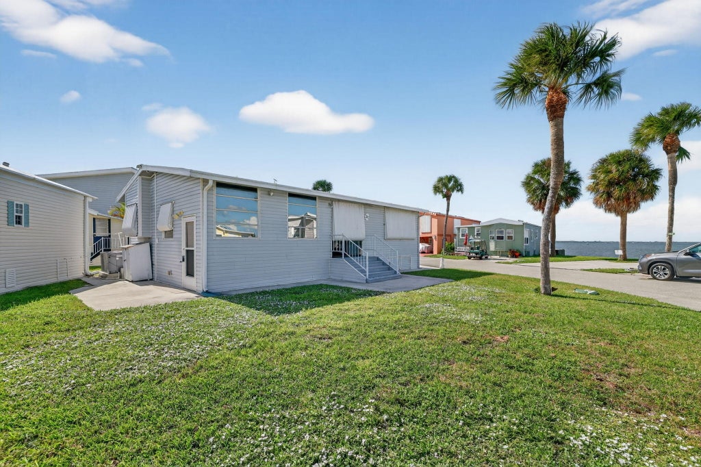 217 Nettles Blvd, Jensen Beach