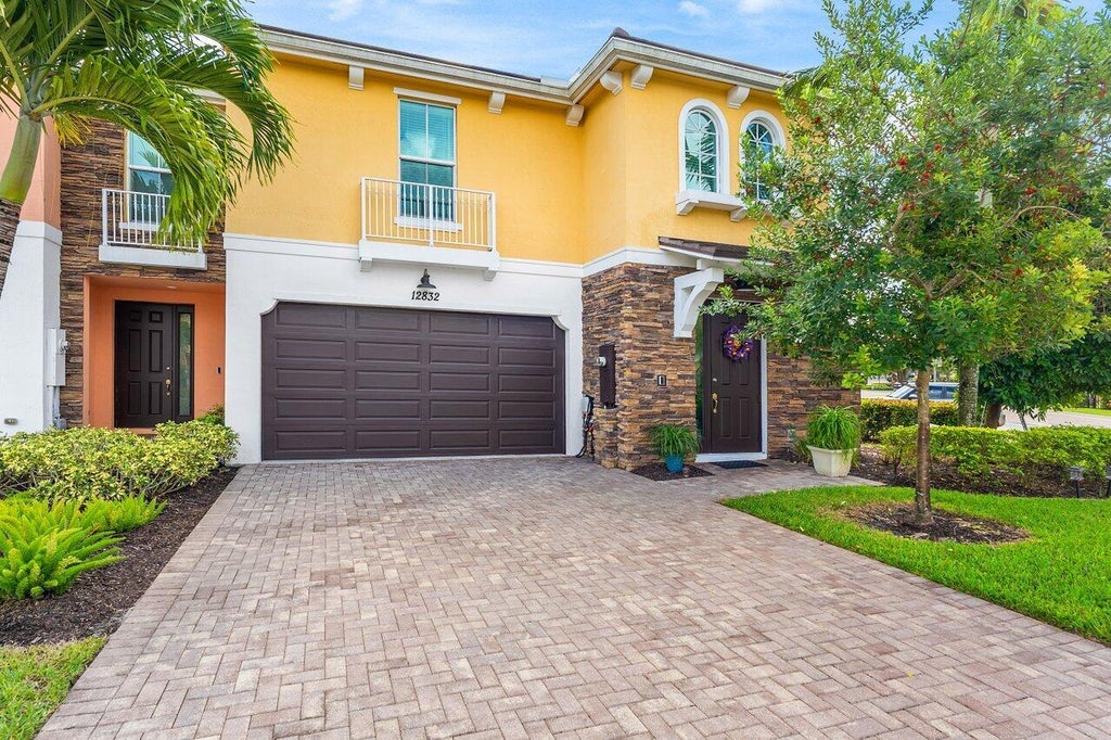 12832 Trevi Isle Dr, Palm Beach Gardens