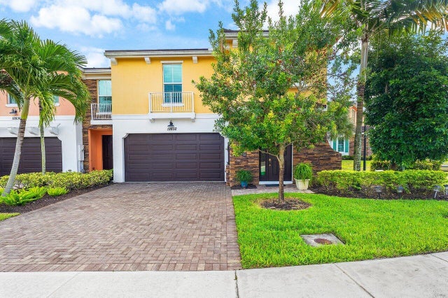 2 of 40 - 12832 Trevi Isle Drive, Palm Beach Gardens, FL