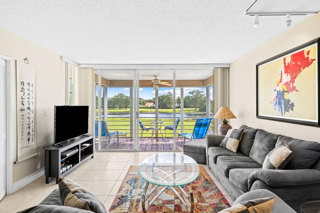 4 of 23 - 808 Cypress Boulevard #206, Pompano Beach, FL