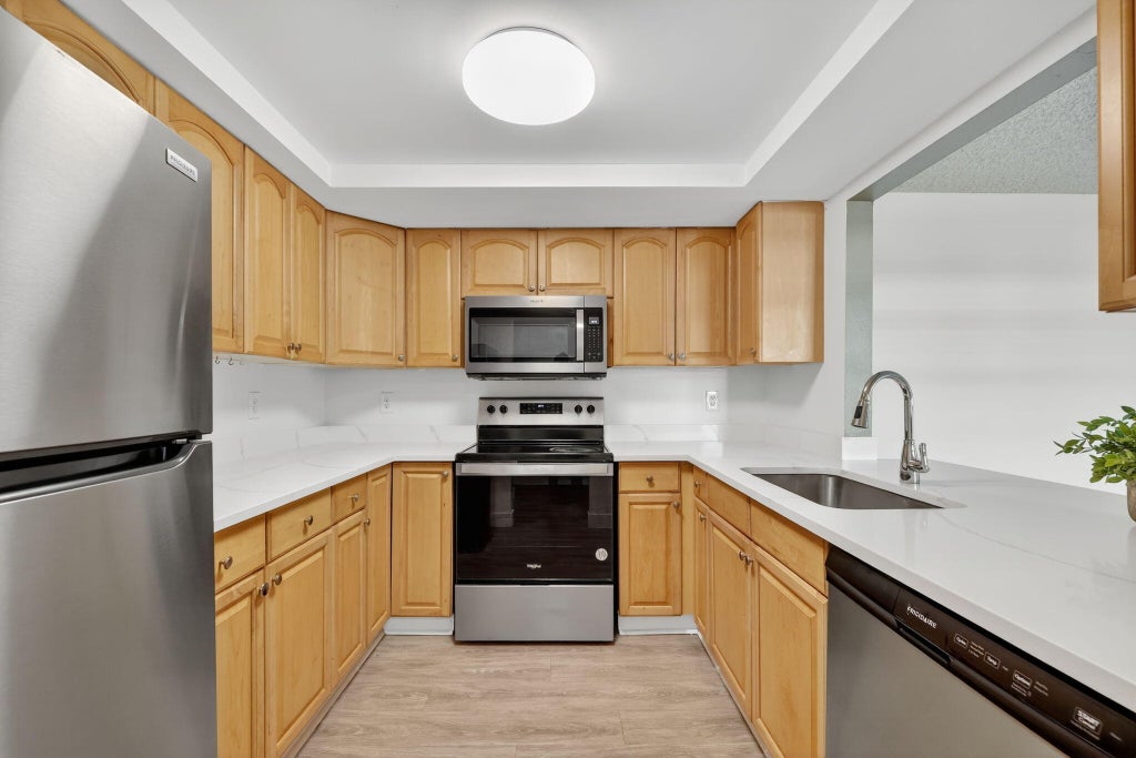 2513 S 17th St Street #206, Fort Pierce