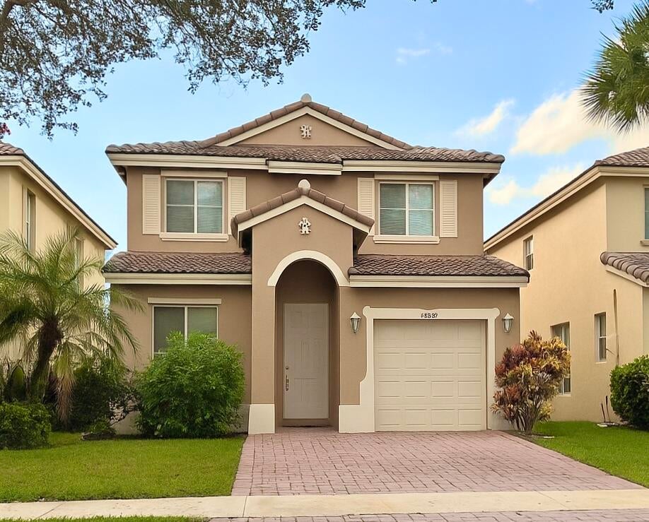 4439 Lake Tahoe Cir, West Palm Beach