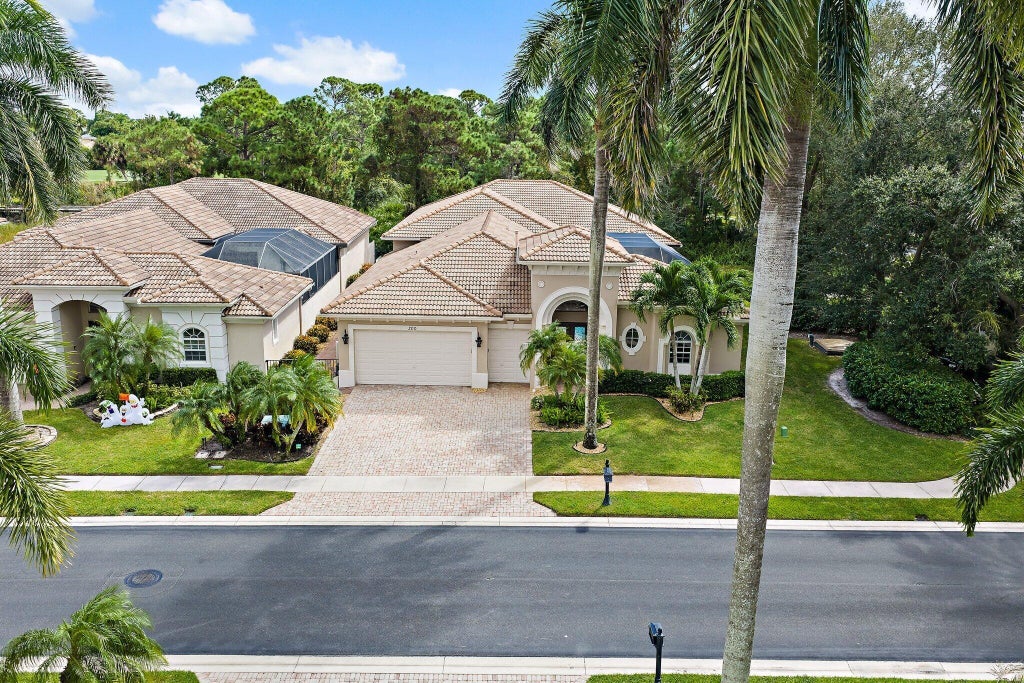 200 Montant Drive, Palm Beach Gardens