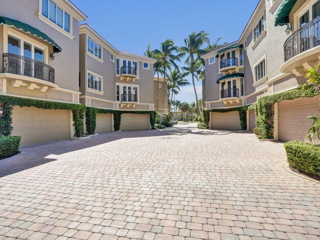 921 Osceola Dr #9, Boca Raton