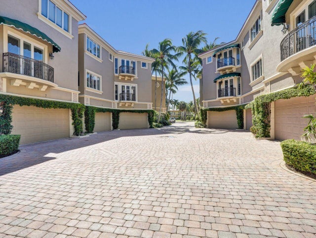921 Osceola Drive #9, Boca Raton