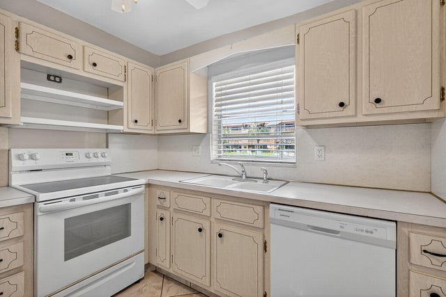 4 of 36 - 5300 Washington Street #j116, Hollywood, FL