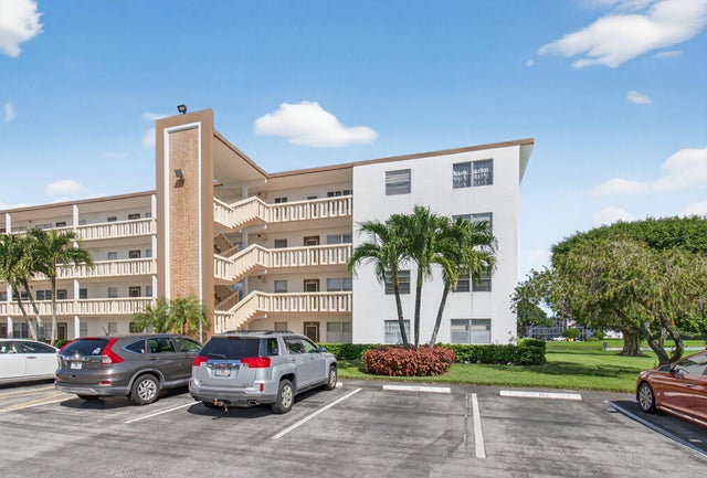 4 of 101 - 2001 Guildford A, Boca Raton, FL