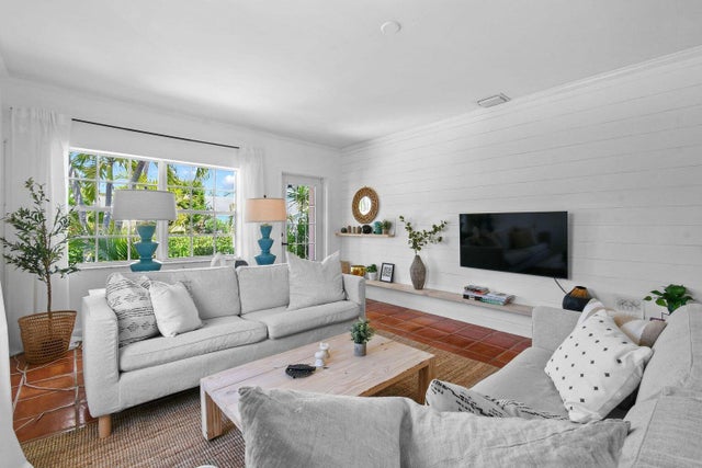 2 of 40 - 815 N Ocean Breeze, Lake Worth Beach, FL