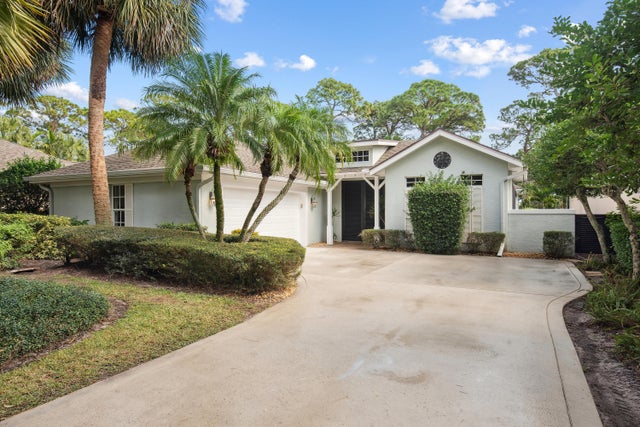 1018 Carolina Circle Sw, Vero Beach