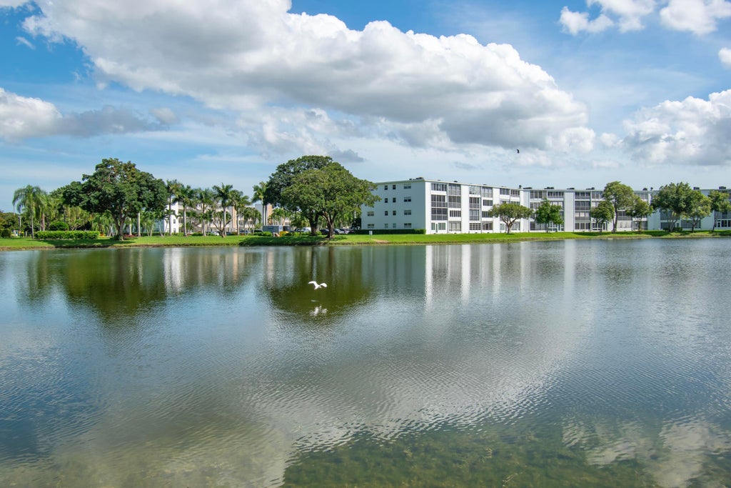 2085 Wolverton E #2085, Boca Raton
