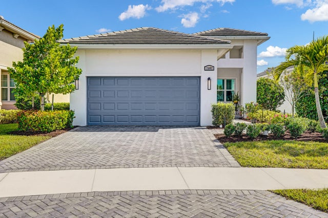 Photo of Listing #RX-11136159