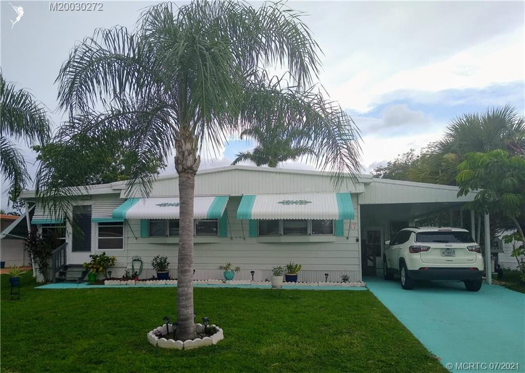 17 Madrid Lane, Port Saint Lucie