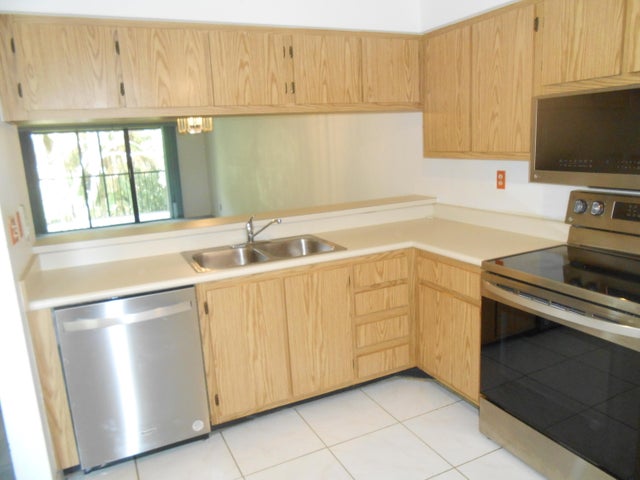 1601 Sabal Ridge Circle #g, Palm Beach Gardens