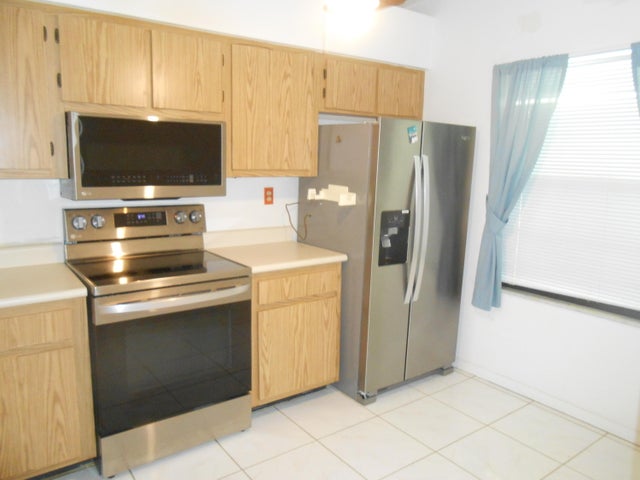 2 of 11 - 1601 Sabal Ridge Circle #g, Palm Beach Gardens, FL