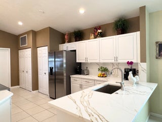 Photo of Listing #RX-11136216