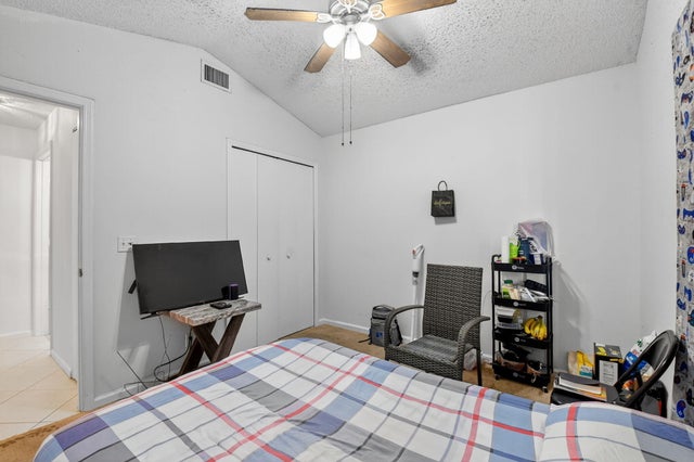 4 of 48 - 412 Trotters Lane, Greenacres, FL