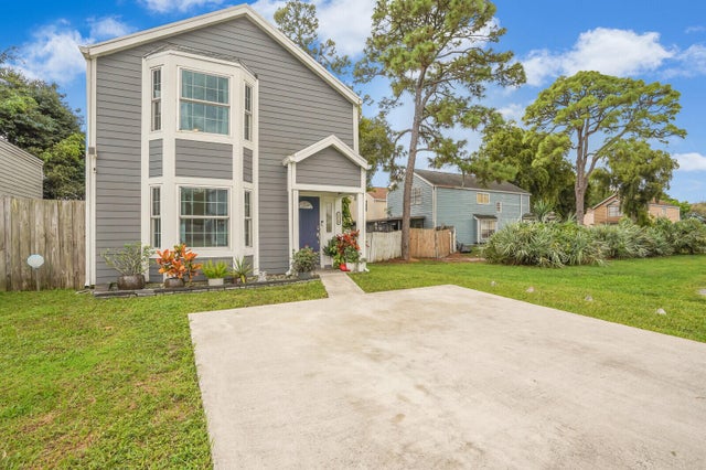 3 of 40 - 5828 Cassandra Court, West Palm Beach, FL