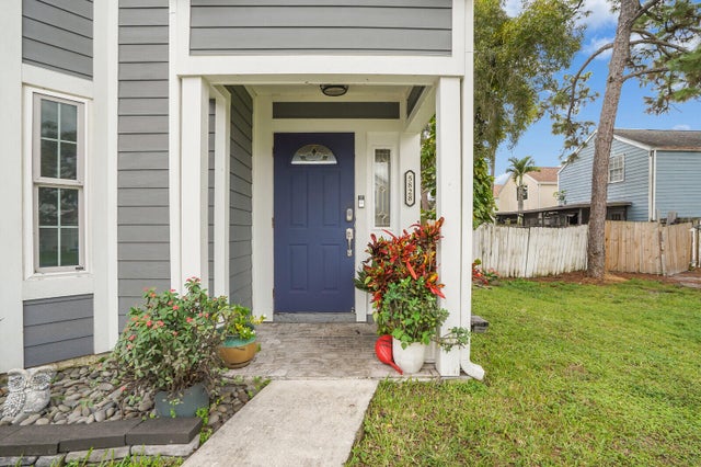 4 of 40 - 5828 Cassandra Court, West Palm Beach, FL