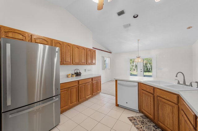 4 of 47 - 831 Se 25th Street, Okeechobee, FL