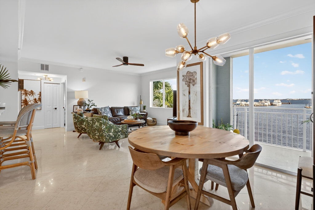 675 Nw Flagler Av #202, Stuart