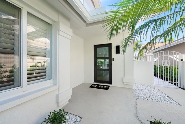 2 of 34 - 418 River Edge Road, Jupiter, FL