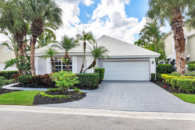 9158 Heathridge Drive, West Palm Beach