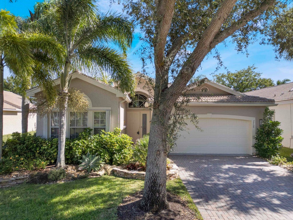 7750 Ocean Sunset Dr, Lake Worth