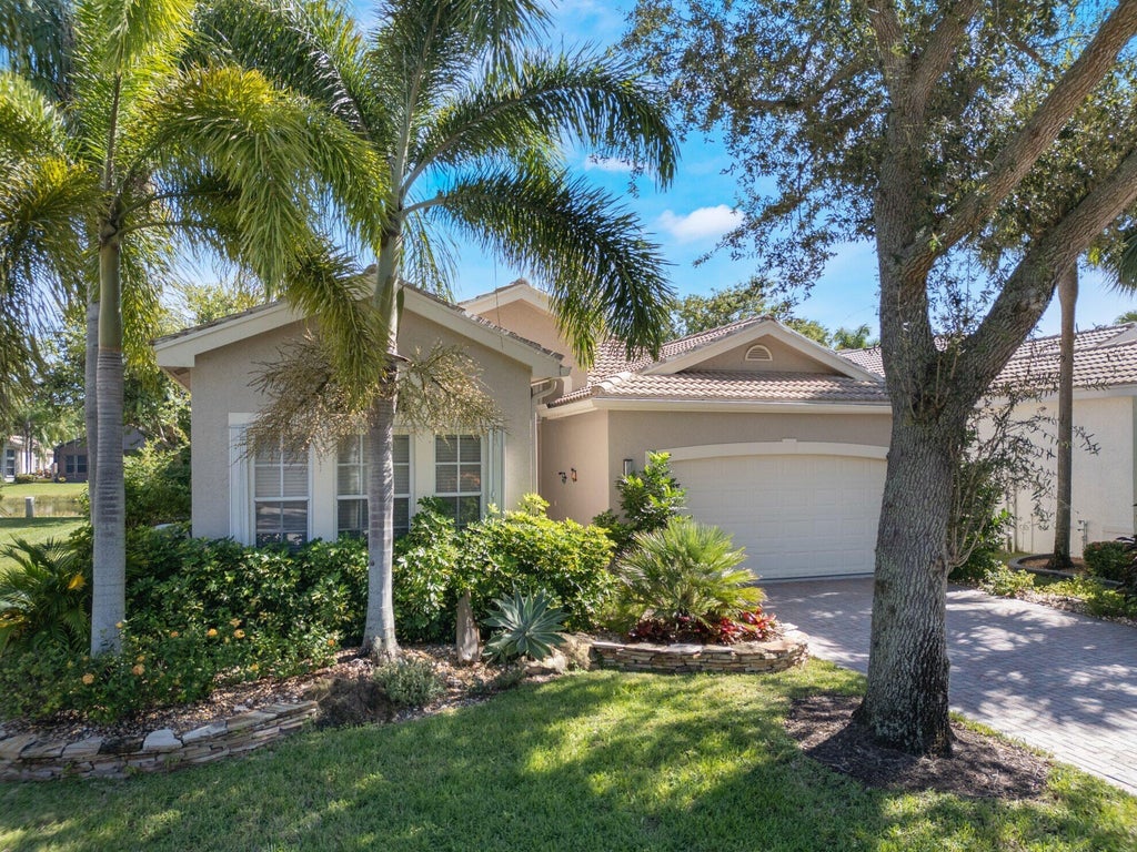 7750 Ocean Sunset Dr, Lake Worth