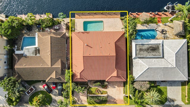 3 of 65 - 3040 Ne 40th Street, Fort Lauderdale, FL