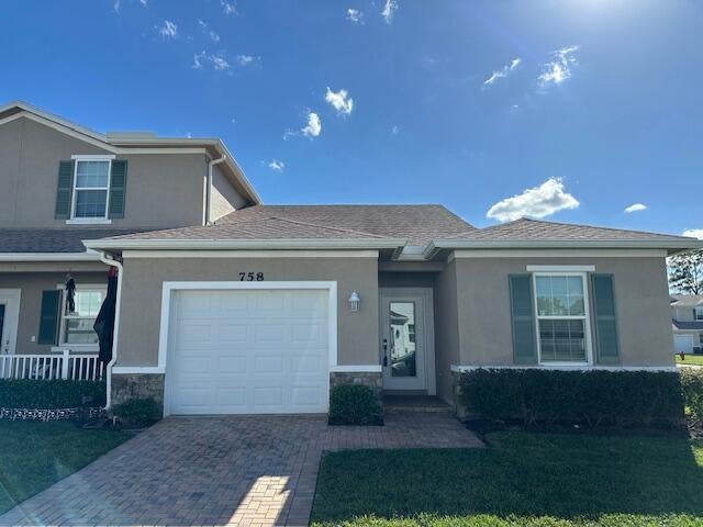 758 Ne Hawks Ridge Way, Port Saint Lucie