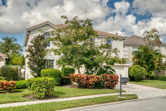 3 of 44 - 1219 Avondale Lane, West Palm Beach, FL